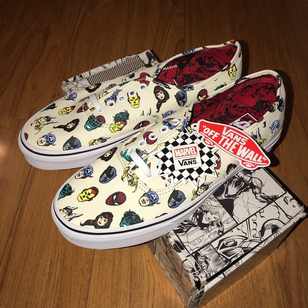 NEW Men’s 10.5 Vans Marvel Heads Canvas Shoes - Picture 1 of 8
